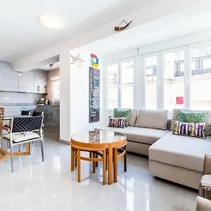 https://elegante-y-cntrico-alojamiento-en-granada.es-andalucia.com